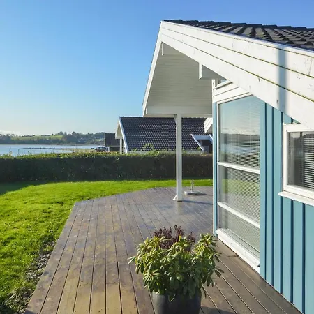 Дом отдыха Amazing In With Sauna Hejls